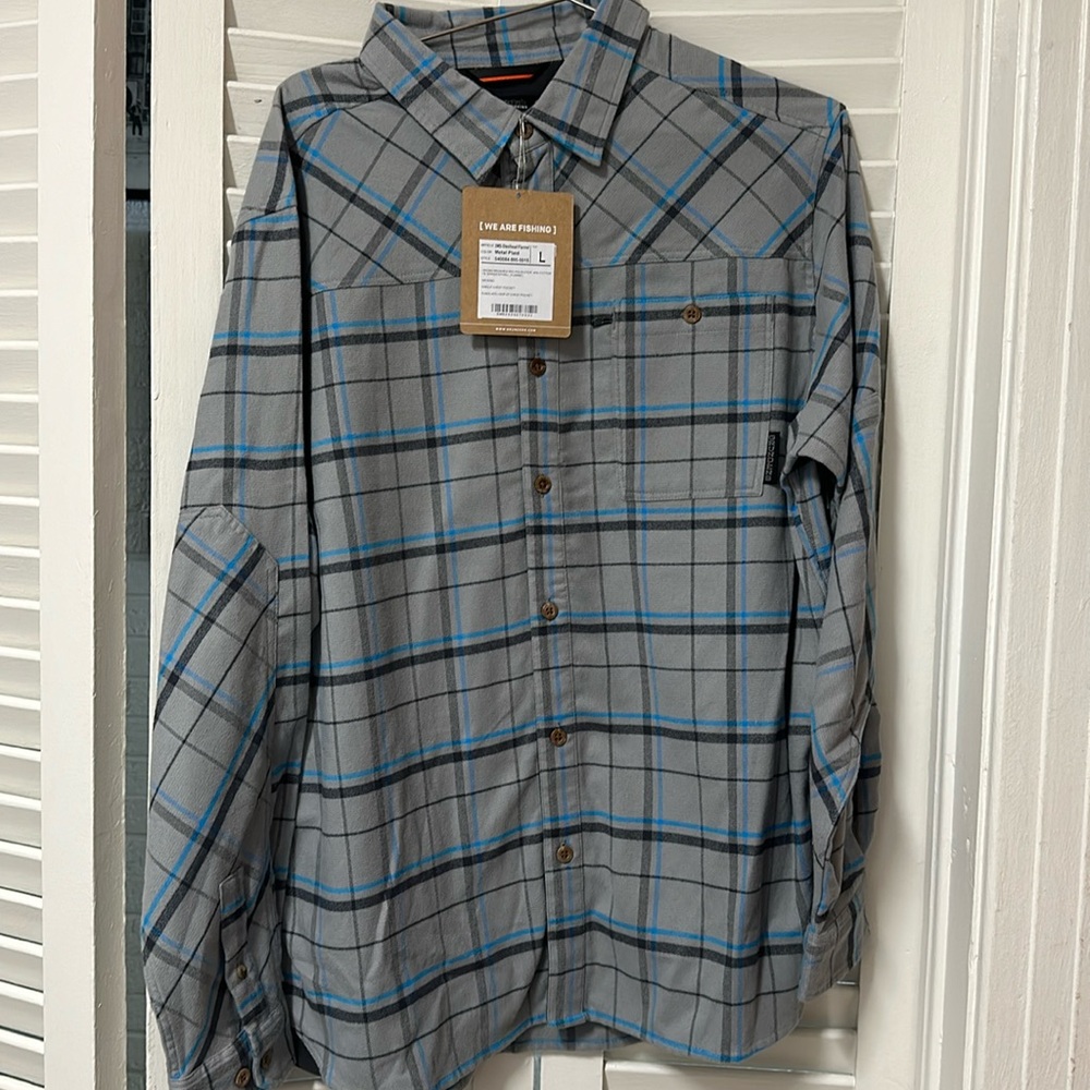 Grundens’s sms Steelhead flannel shirt size L NWT